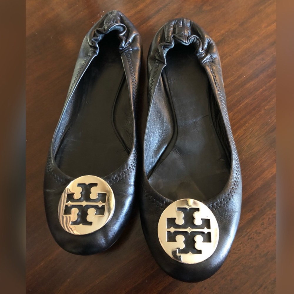 Tory Burch Reva Flats (Silver Logo)